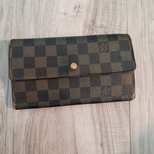 Louis Vuitton Damier Ebene Sarah Wallet